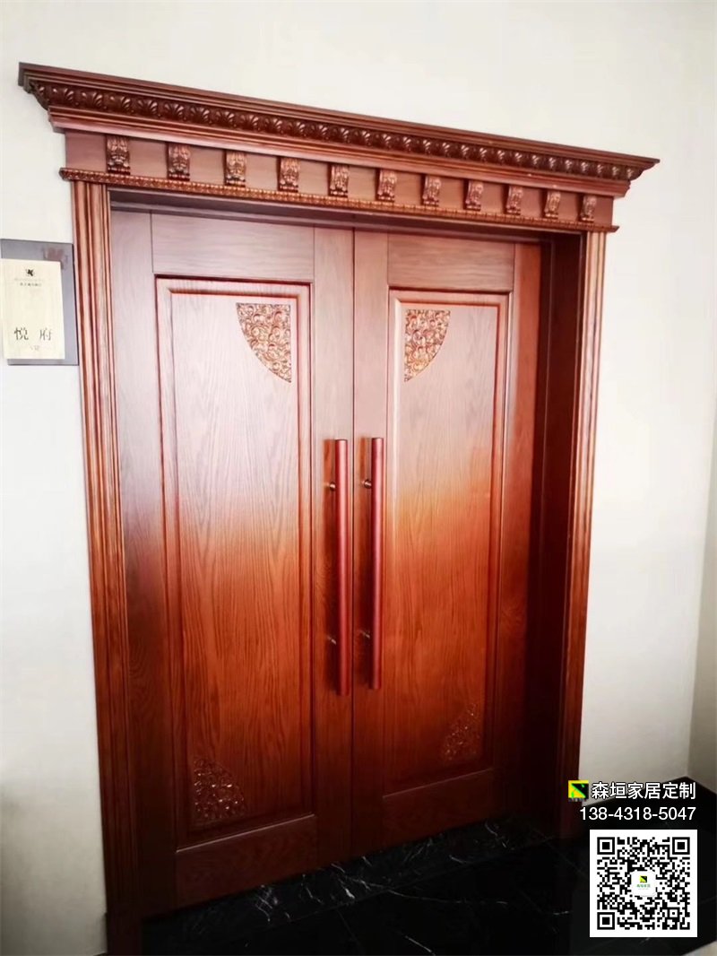 實(shí)木門(mén)